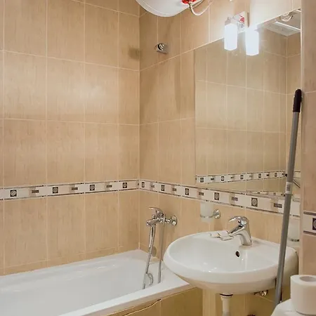 Holiday In Nobel Apartman Napospart